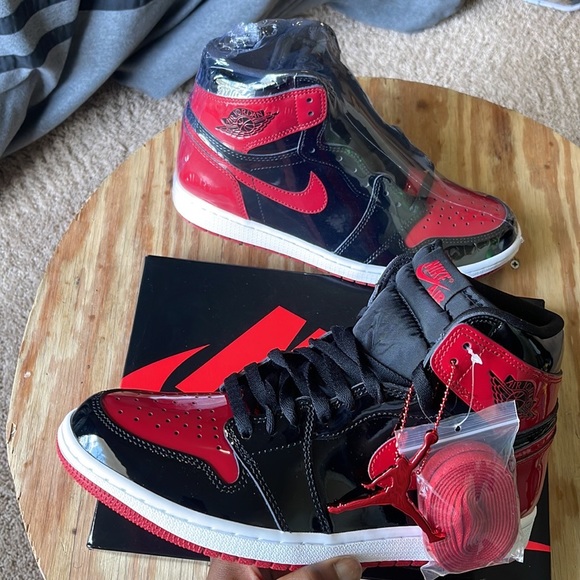 Air Jordan 1 Retro High OG “Patent Bred”
